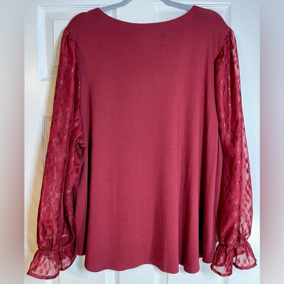 NWOT CUPIO Women’s Plus Size Long Sleeve Julianna Crepe Top 3X Pomegranate - Picture 5 of 5